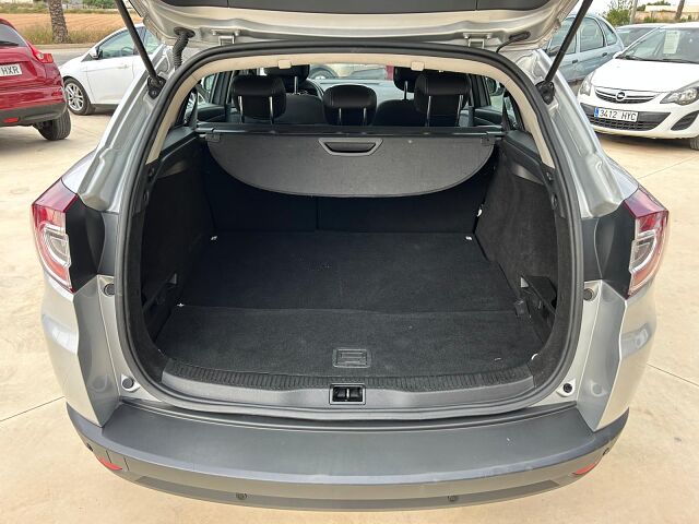 RENAULT MEGANE ESTATE 1.5 DCI SPANISH LHD IN SPAIN ONLY 70000 MILES SUPERB 2011
